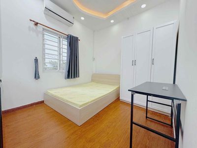 CỬA SỔ TRỜI - NGAY THÍCH QUẢNG ĐỨC - PHAN ĐĂNG LƯU - NGUYỄN THƯỢNG HIỀ