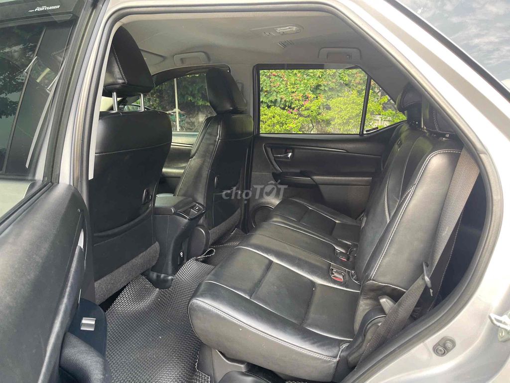 Toyota Fortuner 2020 2.4G 4x2 MT - 105000 km. Mua bán Ô tô tại Quận Tân Phú Tp Hồ Chí Minh được đăng bởi Thành Nam Toyota  hình 5