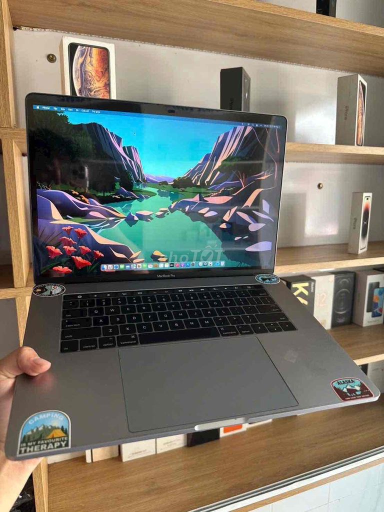 Apple Macbook Pro 2016 I7-6700HQ 15 inch 16GB/512G. Mua bán Laptop tại Quận Ninh Kiều Cần Thơ được đăng bởi CỬA HÀNG BÃO MOBILE hình 1