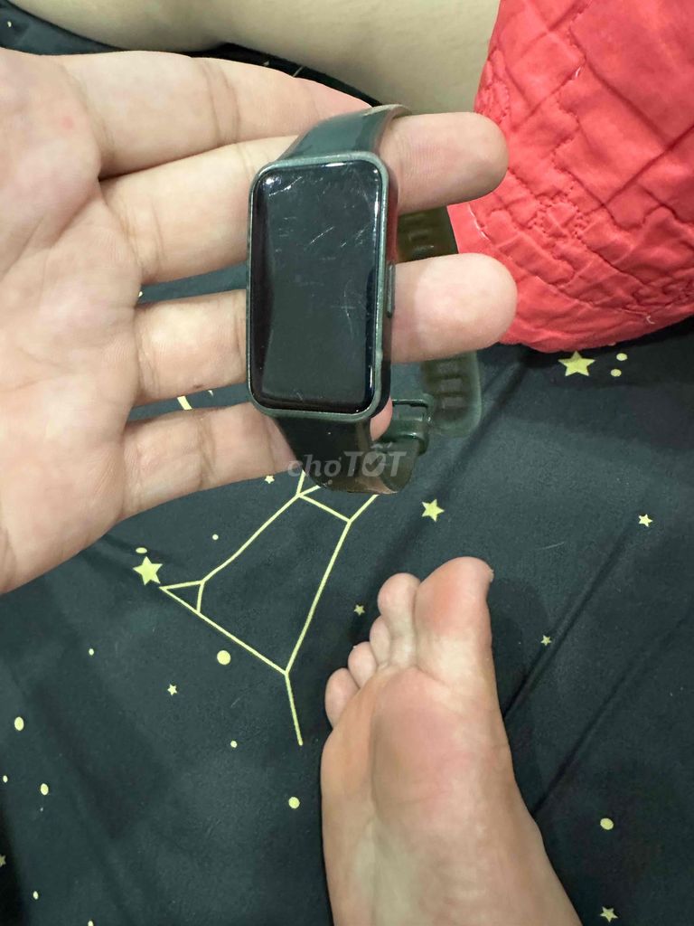Huawei Band 8 Đen. Mua bán Thiết bị đeo thông minh tại Huyện Hoài Đức Hà Nội được đăng bởi TRẦN HẢI DƯƠNG hình 1