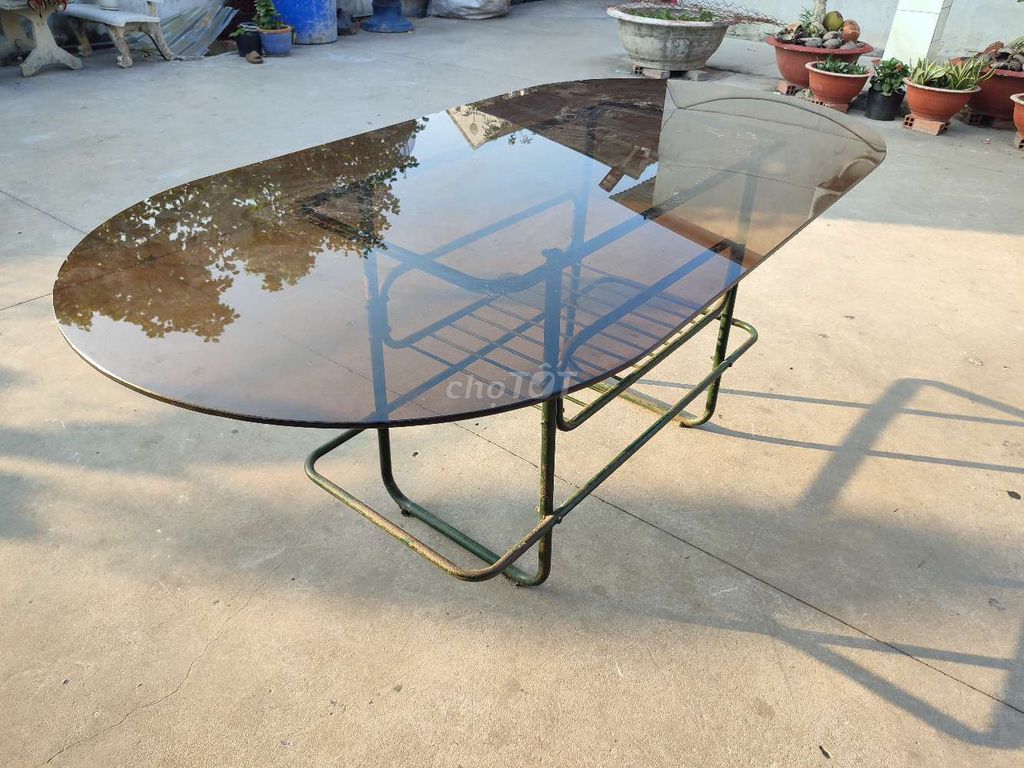 Bộ bàn ghế ăn Kính cường lực 8 ghế. Mua bán Bàn ghế tại Huyện Bình Chánh Tp Hồ Chí Minh được đăng bởi Le Khai hình 1