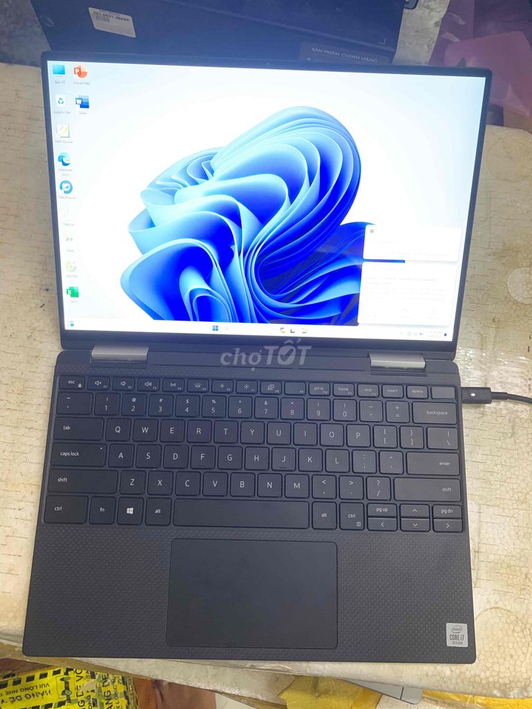 Dell xps 7390 2 in 1 i7 1065u/16/256/full hd. Mua bán Laptop tại Quận Long Biên Hà Nội được đăng bởi Kiểm US hình 1