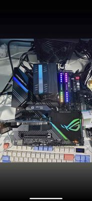 Trùm cuối z490 ROG MAXIMUS XII XTREME. Mua bán Linh kiện (RAM, Card...) tại Quận Ngũ Hành Sơn Đà Nẵng được đăng bởi Nzxt Man