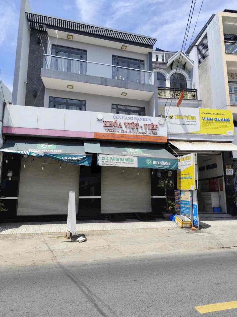 Rent · 5 bd · 198 м² · Quận Bình Tân, ул. Đường Tên Lửa
