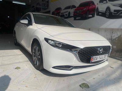 Mazda 3 2020  Luxury