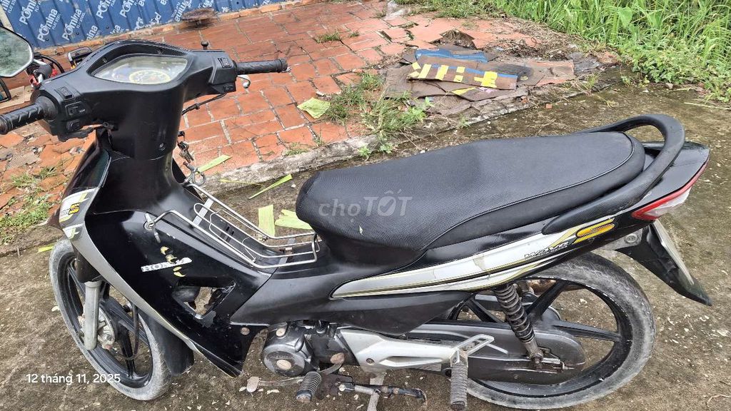 E dư 1 xe wave s100 cần bán lai máy moc chay êm ru. Mua bán Xe máy tại Huyện Mang Thít Vĩnh Long được đăng bởi nguyen ngoc thuan hình 5