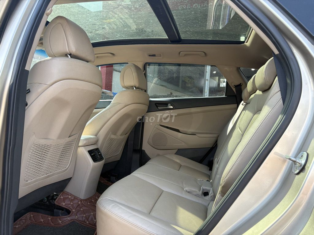 Hyundai Tucson 2018 2.0 ATH - 61000 km. Mua bán Ô tô tại Huyện Đức Trọng Lâm Đồng được đăng bởi Nguyễn Hữu Dự hình 7