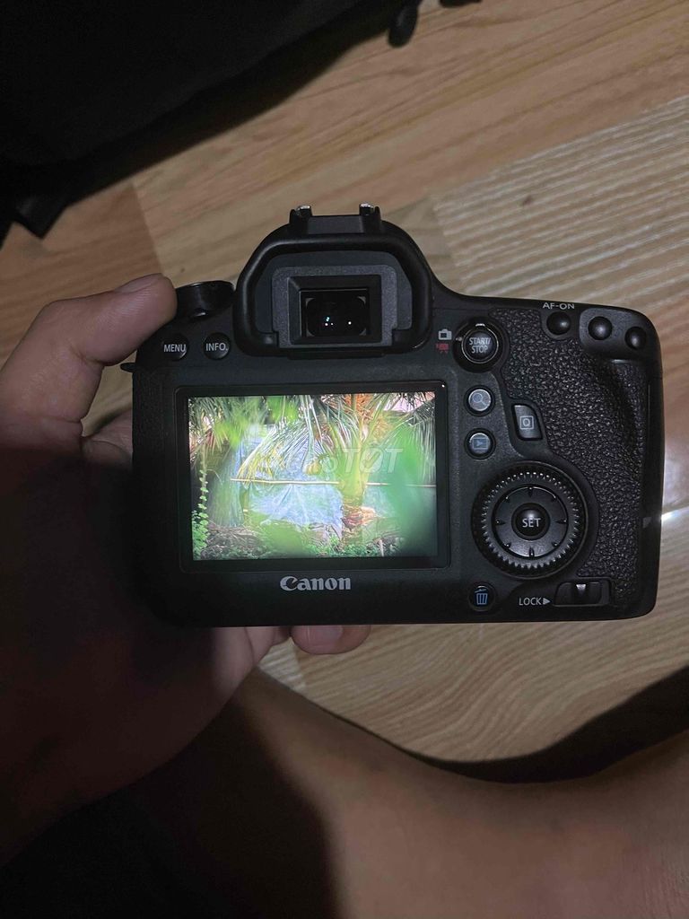Máy ảnh Canon 6D Đen. Mua bán Máy ảnh, Máy quay tại Thành phố Thuận An Bình Dương được đăng bởi Trọng Võ Văn hình 1