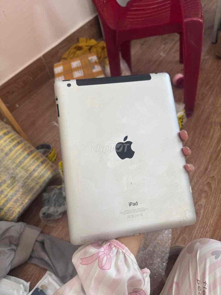 ipad 4, 16g, pin yếu, ios 10. Mua bán Máy tính bảng tại Thành phố Thủ Dầu Một Bình Dương được đăng bởi Phước Mobile hình 1