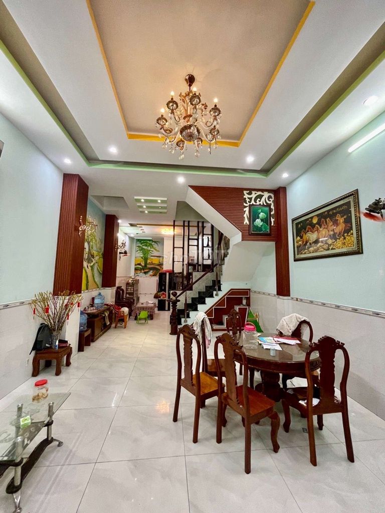 Rent · 4 bd · 48 м² · Quận 11, ул. Đường Lãnh Binh Thăng