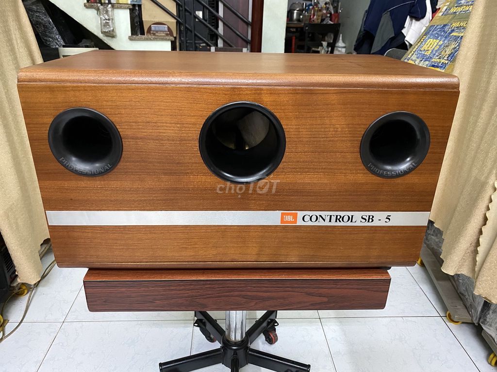 Sub hơi JBL SB5 made in USA 4 bass 18cm. Mua bán Tivi, Âm thanh tại Quận Tân Bình Tp Hồ Chí Minh được đăng bởi Nhật Minh Audio  hình 1