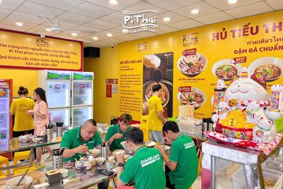 [Q10] Nhân viên bán hàng Chuỗi hủ tiếu Thái Lan