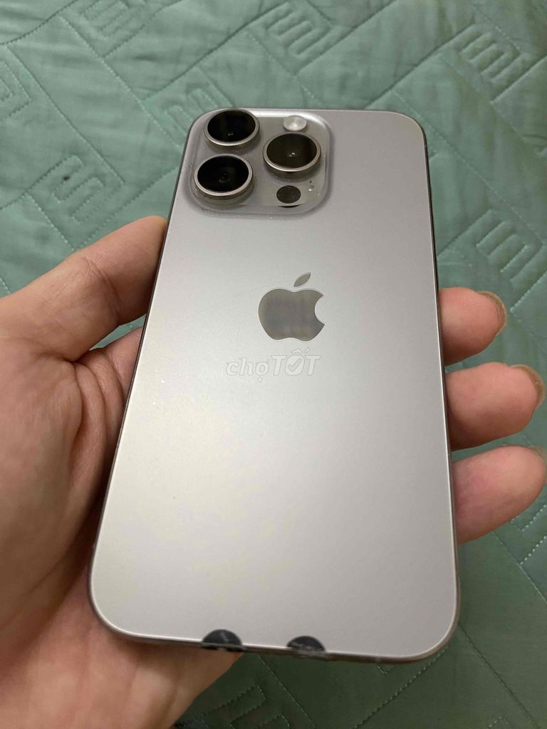 Apple iPhone 15 Pro 128GB Xám titan. Mua bán Điện thoại tại Quận Nam Từ Liêm Hà Nội được đăng bởi Tú hình 1