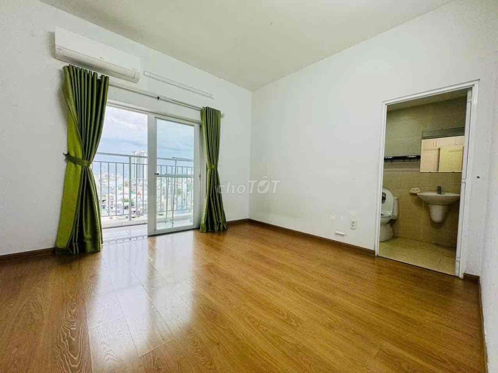 Bán căn hộ Oriental Plaza - 685 Âu Cơ, Tân Phú