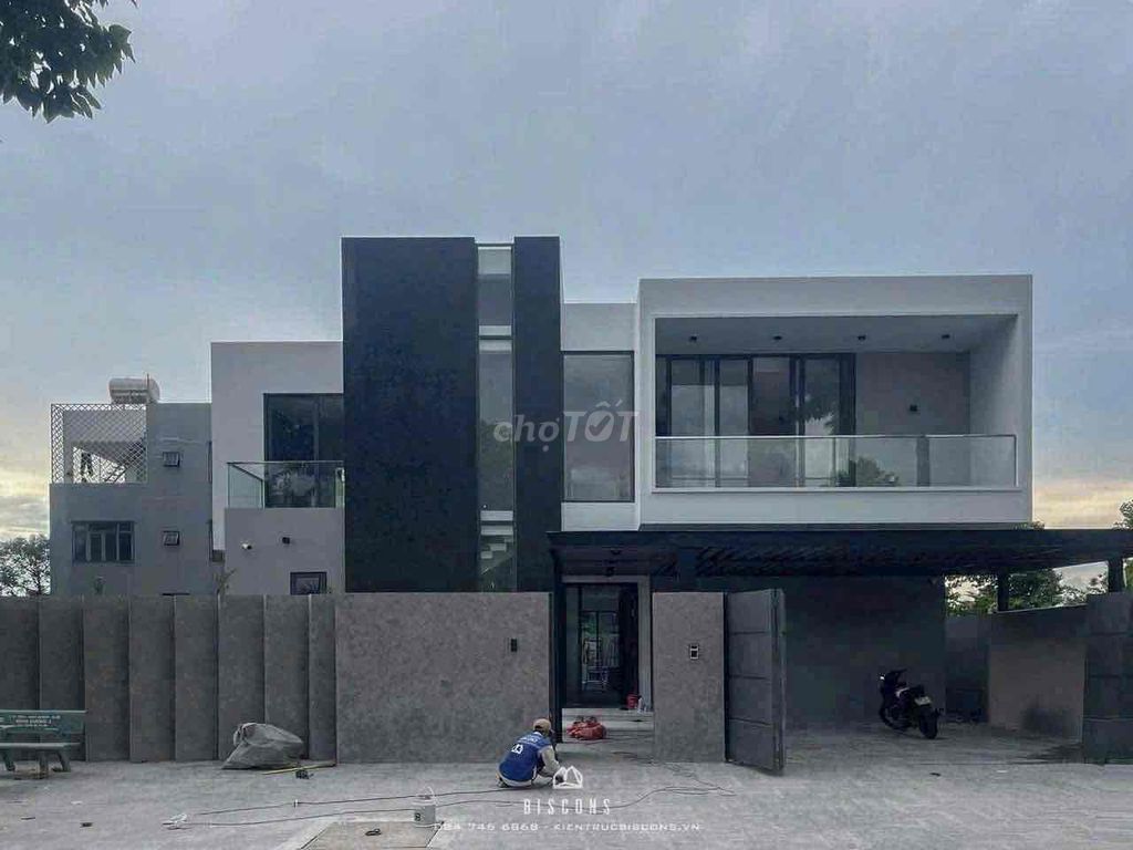 CHO THUÊ BIỆT THỰ CAO CẤP TRUNG TÂM THỦ DẦU MỘT NỘI THẤT CAO CẤP