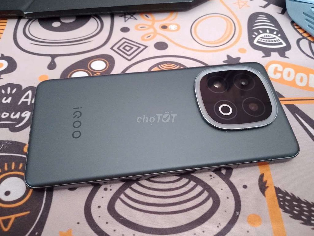 iQOO 13  12/256. Mua bán Điện thoại tại Quận Gò Vấp Tp Hồ Chí Minh được đăng bởi Tuấn Sơn hình 1