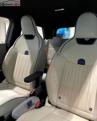 MINI Cooper S 5 Door. Mua bán Ô tô tại Quận Thanh Xuân Hà Nội được đăng bởi Kiên