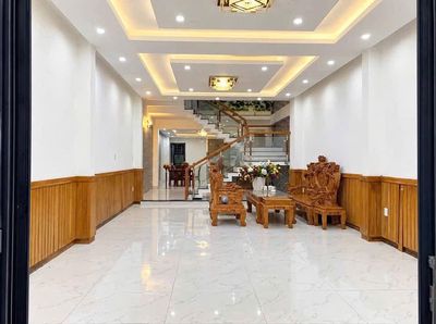Аренда · 5 комн. · Quận Ngũ Hành Sơn, ул. Đường Nam Việt Á