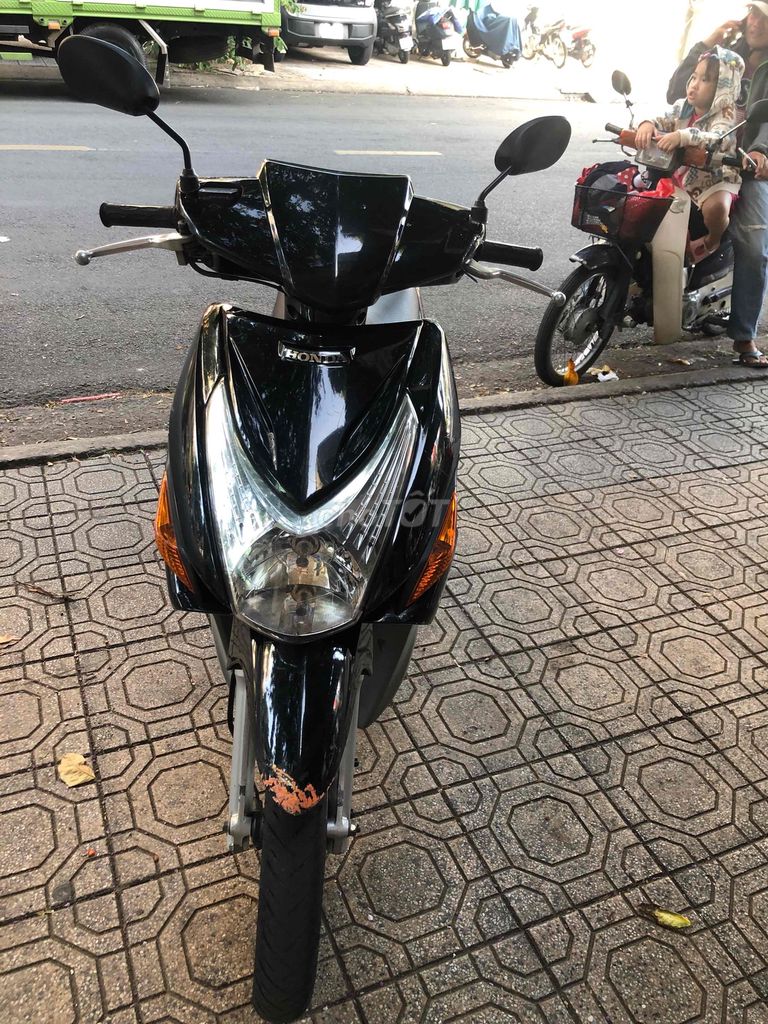 BÁN HONDA CLICK CÒN KHÁ ĐẸP. Mua bán Xe máy tại Thành phố Biên Hòa Đồng Nai được đăng bởi tuân hình 1