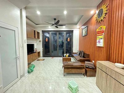Mới đẹp! Nhà sát phố Tôn Đức Thắng, full tiện ích, ở ngay, 38m2* 5T.. Mua bán nhà ở tại Quận Đống Đa Hà Nội được đăng bởi Mai Anh