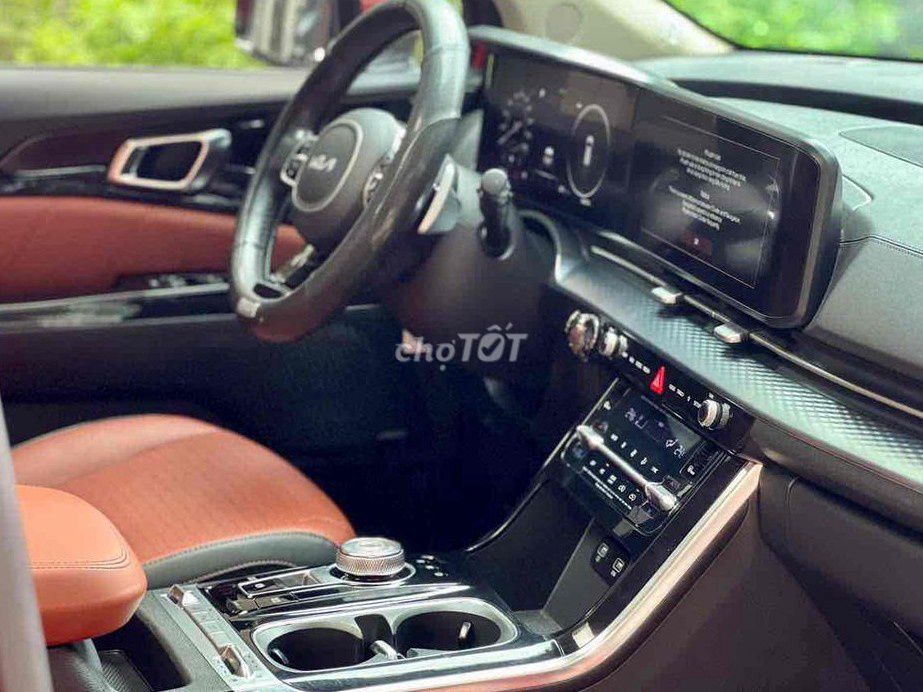 KIA Carnival Signature Full Option. Mua bán Ô tô tại Quận Gò Vấp Tp Hồ Chí Minh được đăng bởi Ca Thị Thanh Huệ hình 5