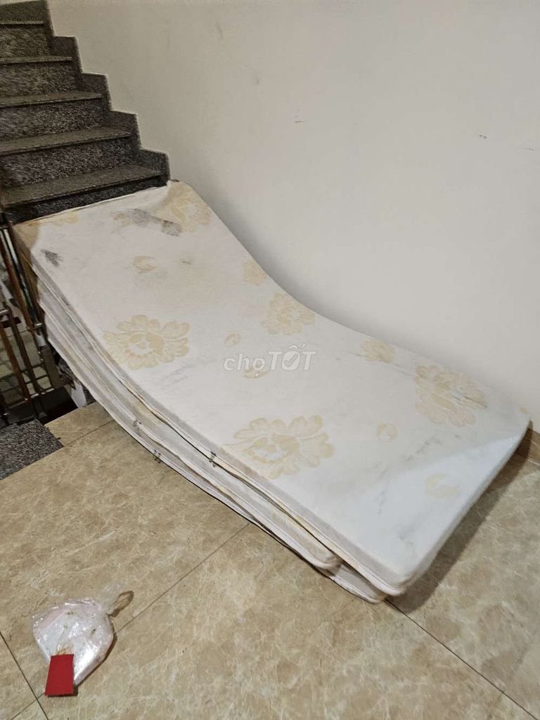 20 Nệm 1m x 2m Đã qua sử dụng. Mua bán Giường, chăn ga gối nệm tại Quận Tân Bình Tp Hồ Chí Minh được đăng bởi A phát hình 1