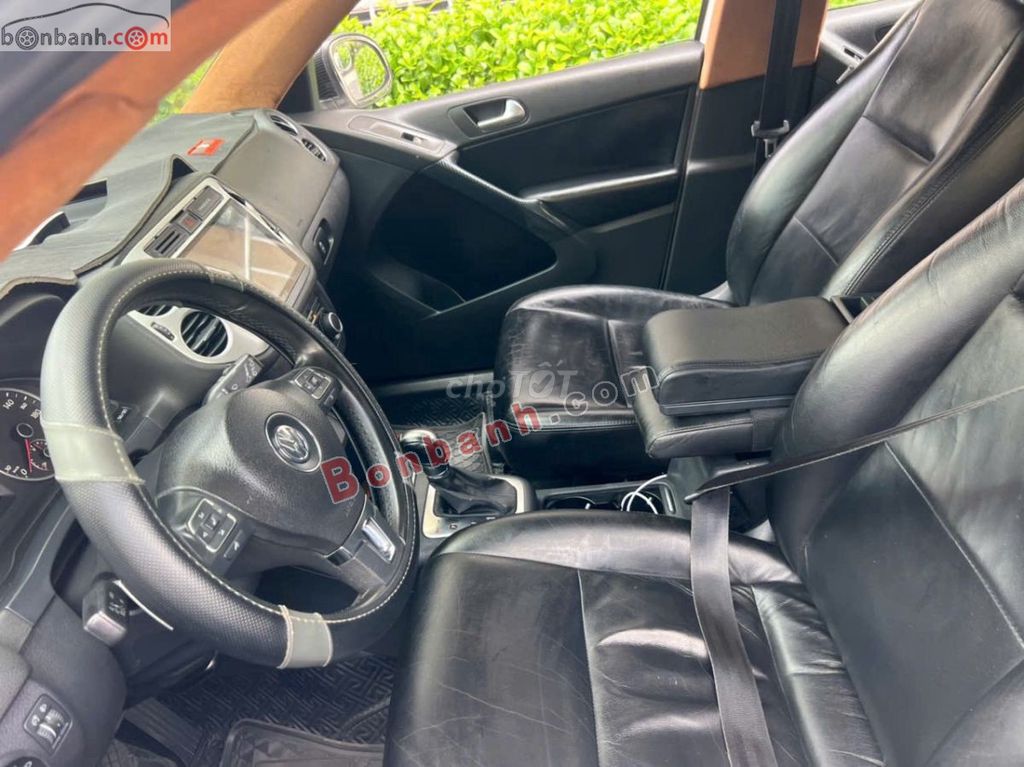 Volkswagen Tiguan 2.0 AT 2012 - 295 Triệu. Mua bán Ô tô tại Quận Tân Bình Tp Hồ Chí Minh được đăng bởi Dượng Năm Hữu hình 4