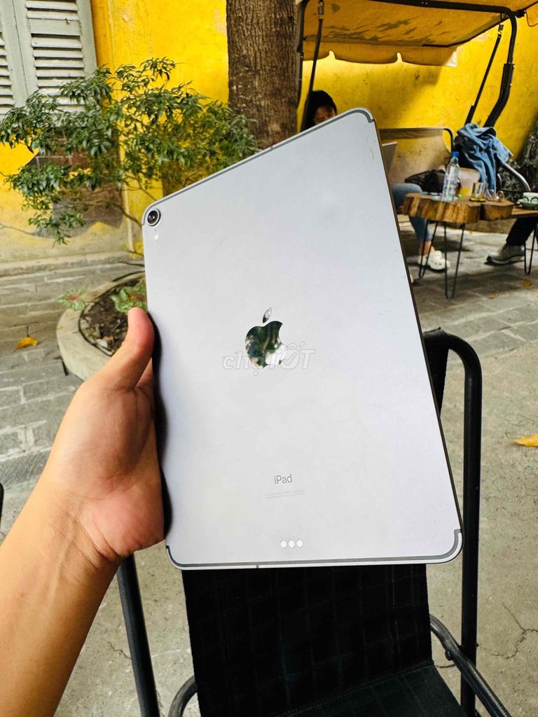 iPad Pro 2018 11' 256g mất face có giao lưu