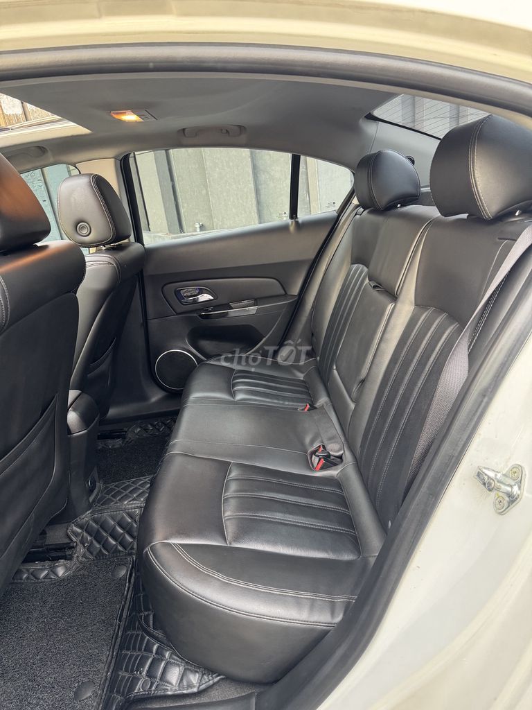 Chevrolet Cruze 1.8 LTZ Trắng. Mua bán Ô tô tại Quận 6 Tp Hồ Chí Minh được đăng bởi N B hình 5