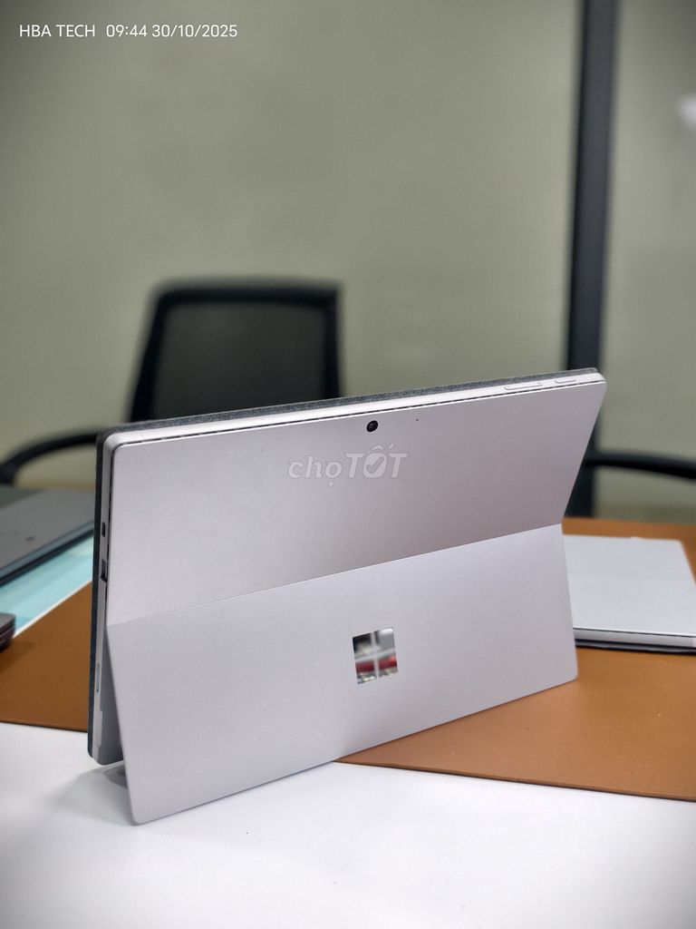 Surface Pro 7 i5 ram 16gb ssd 256gb Likenew đẹp 99. Mua bán Laptop tại Thành phố Thủ Đức Tp Hồ Chí Minh được đăng bởi HBA LAPTOP Mua Bán Ký gửi  hình 2