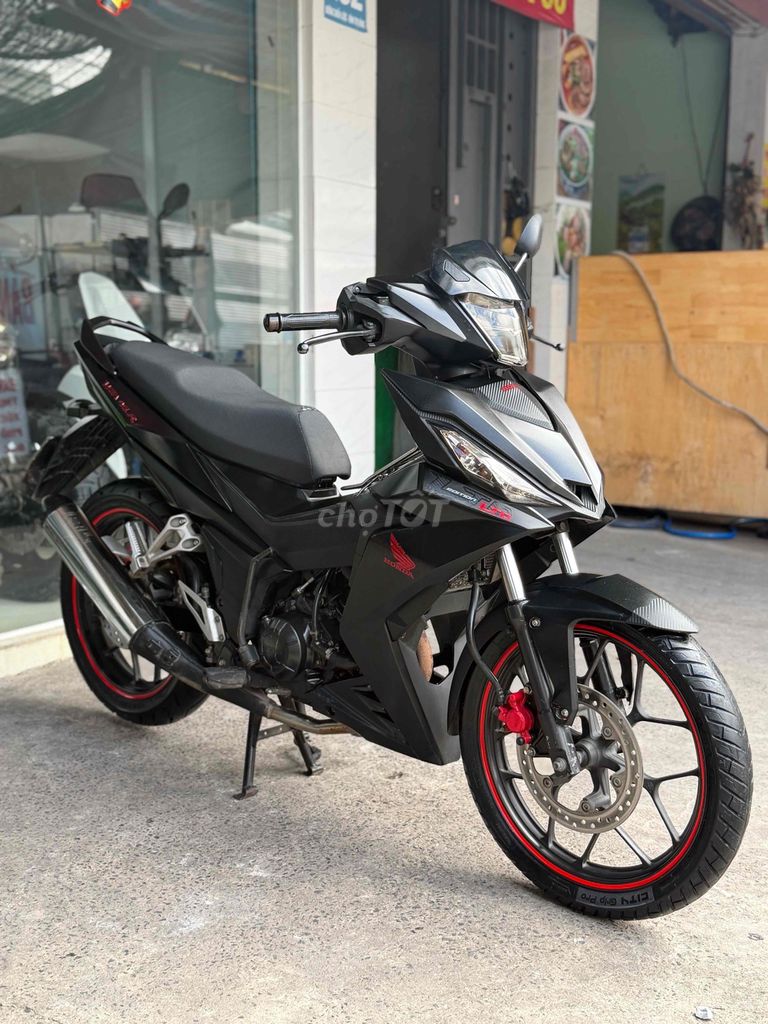 Honda Winner V1 2018 Đen 32000KM biển SG 9 chủ