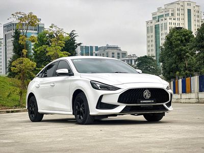 MG MG5 2025 Sedan 1.5L CVT Trắng