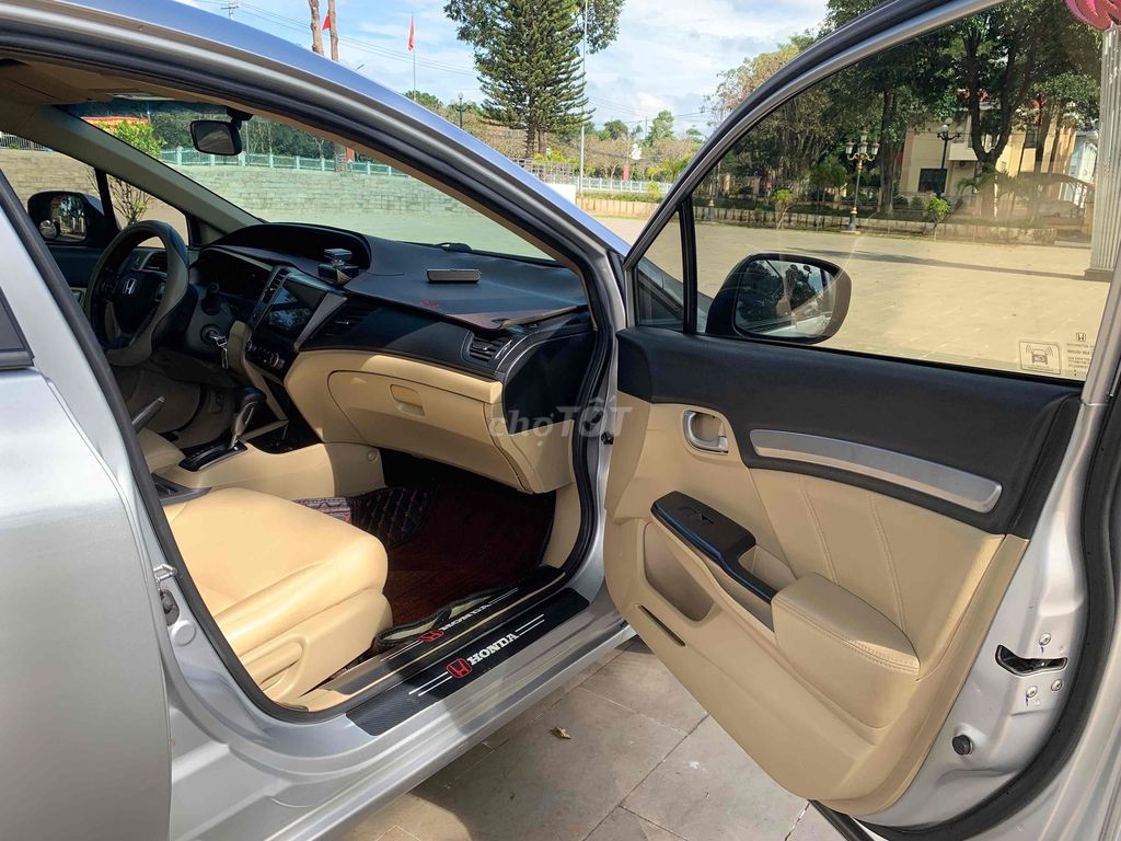 Honda Civic 2014 1.8 AT - 70000 km. Mua bán Ô tô tại Huyện Mang Yang Gia Lai được đăng bởi Đinh Đen hình 9