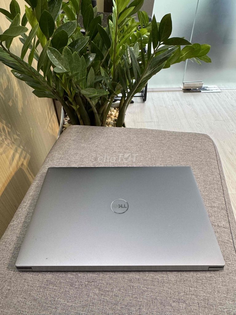 Dell Precision 5550 i7-10750H 16GB/512GB T1000. Mua bán Laptop tại Quận Gò Vấp Tp Hồ Chí Minh được đăng bởi Nguyễn Đình Nguyên hình 1