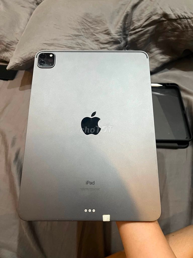 Apple iPad Pro 2020 128GB Đã sử dụng. Mua bán Máy tính bảng tại Quận Tân Phú Tp Hồ Chí Minh được đăng bởi Hội Đồ Điện Tử hình 1