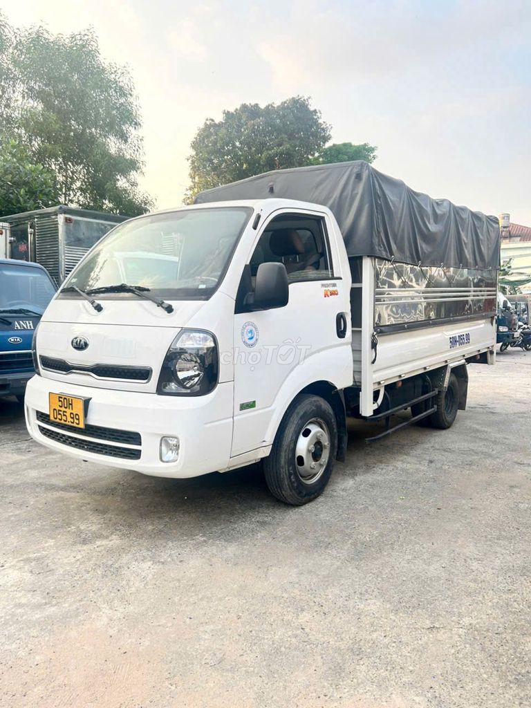 Kia K250 2.5 Tấn - Xe đẹp lướt ít chạy odo 18ngàn. Mua bán Xe tải, xe ben tại Thành phố Thuận An Bình Dương được đăng bởi Xe Tải Giá Tốt hình 1
