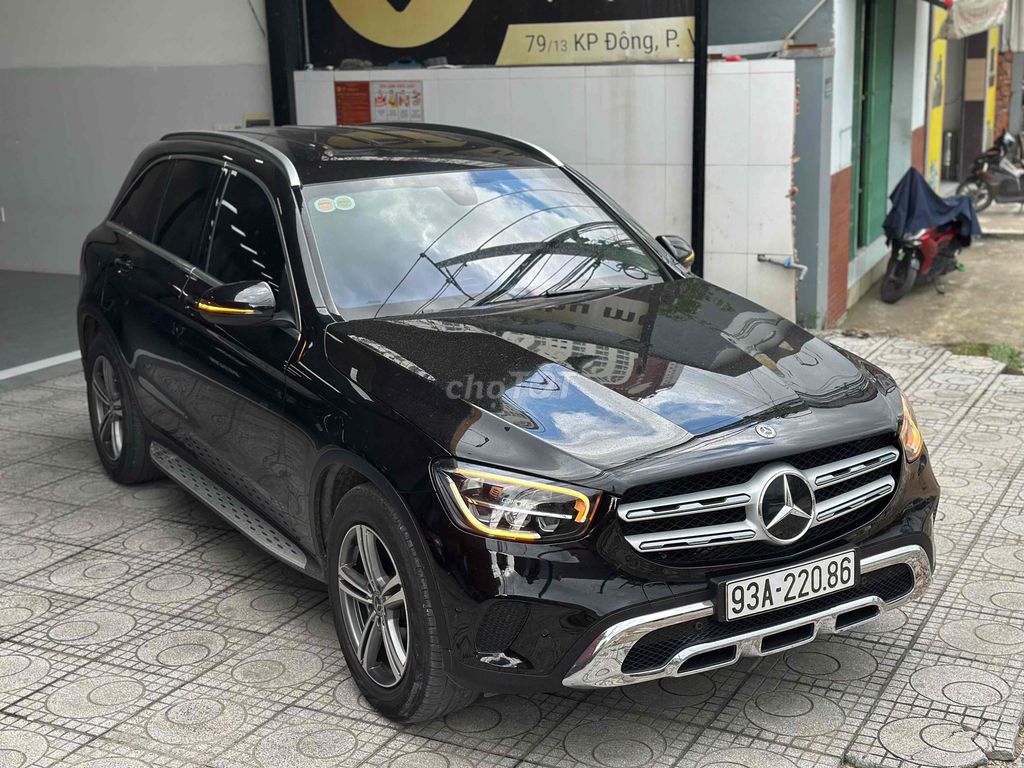 🔴 Mercedes Benz GLC 200 2020 - 23.000 km. Mua bán Ô tô tại Thành phố Thủ Dầu Một Bình Dương được đăng bởi Tuấn carhouse hình 3