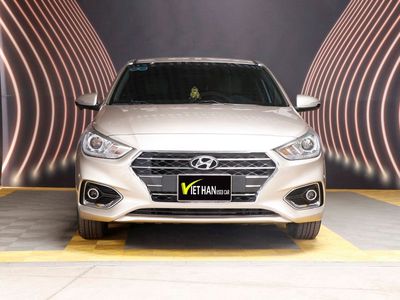 Hyundai Accent 1.4 AT tiêu chuẩn Ghi Vàng 2020