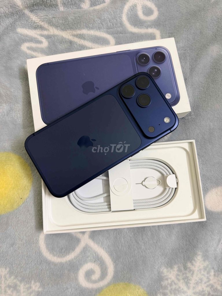 Apple iPhone 17 Pro Max 256GB Xanh. Mua bán Điện thoại tại Thành phố Bắc Ninh Bắc Ninh được đăng bởi BLing Ling hình 1