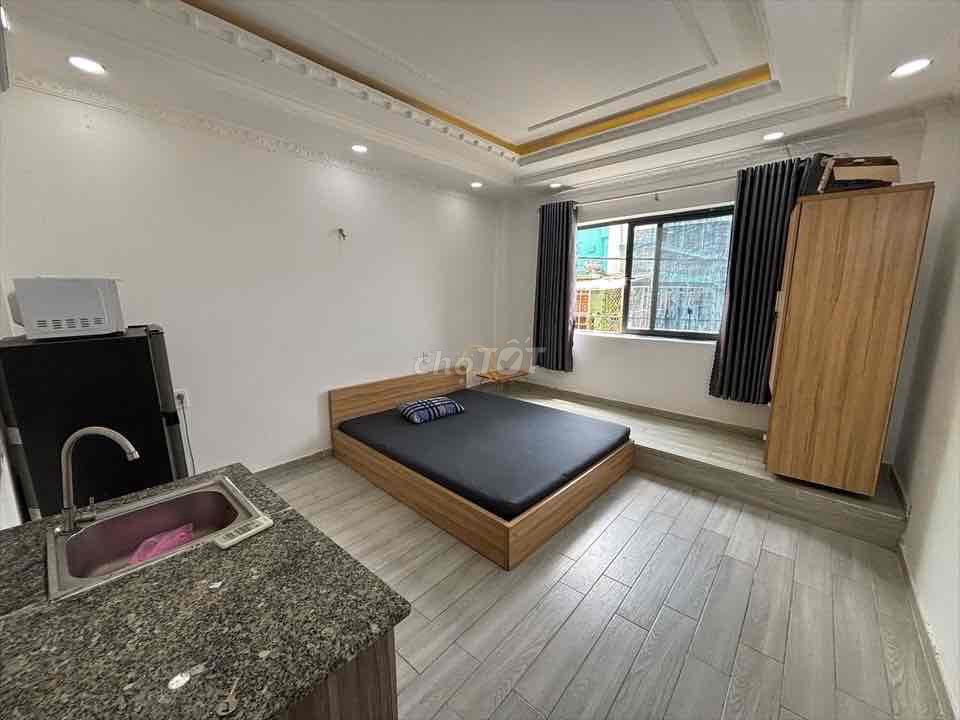 Реальная цена‼️Просторная комната🏡Большое окно 📍Бать Данг_Ханг Зань