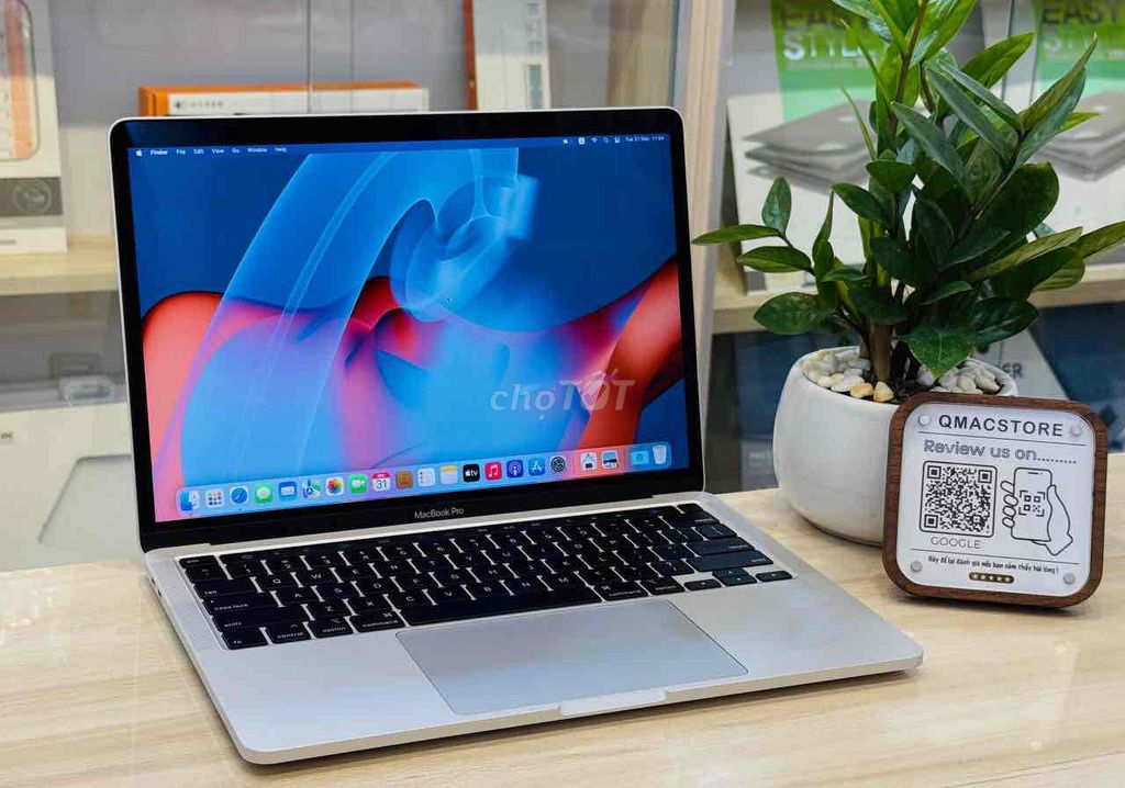 MacBook Pro 13" 2020 intel i7/ RAM 32GB đẹp 99%