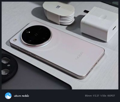 OPPO X8 ULTRA 256G hồng. như mới. sạc 13l. 
