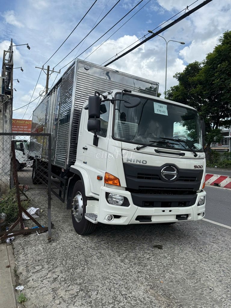 Xe Tải Hino 8 tấn Thùng Kín - Xe sẵn giao ngay. Mua bán Xe tải, xe ben tại Thành phố Thủ Đức Tp Hồ Chí Minh được đăng bởi Phương hình 2