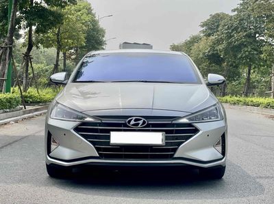 Bán Hyundai Elantra 2019