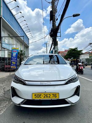 BYD M6 mới mua 5/2026 odo 14687 km