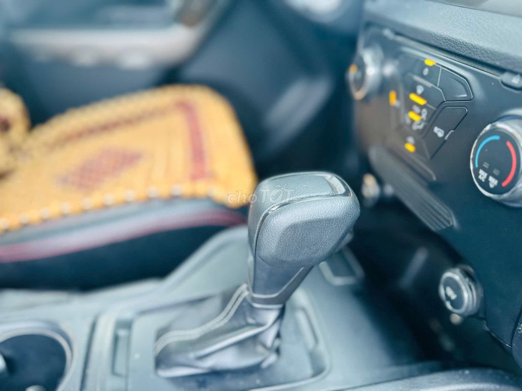 Ford Ranger 2019 XLS 2.2L 4x2 AT - 64000 km. Mua bán Ô tô tại Quận Bắc Từ Liêm Hà Nội được đăng bởi Gia Bảo hình 7