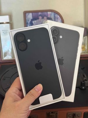 16 Plus 128G Mỹ. Pin 90%. Full box… Zin nguyên !