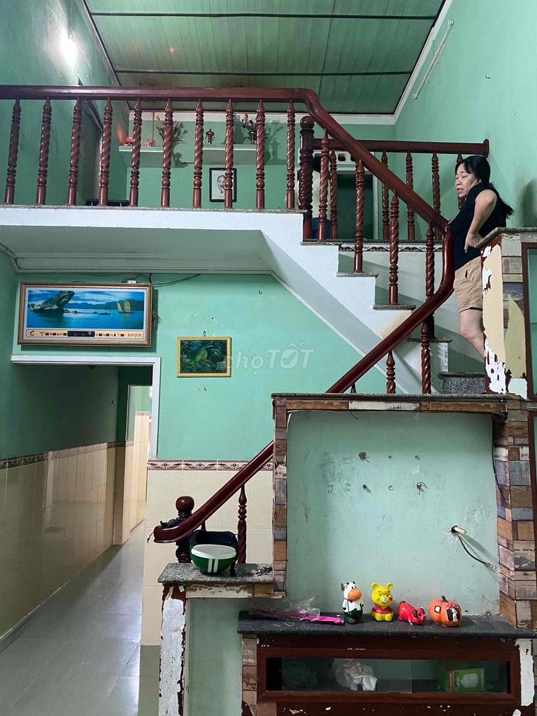 Bán nhà nguyên căn gác lỡ Bán nhà nguyên căn gác lỡ