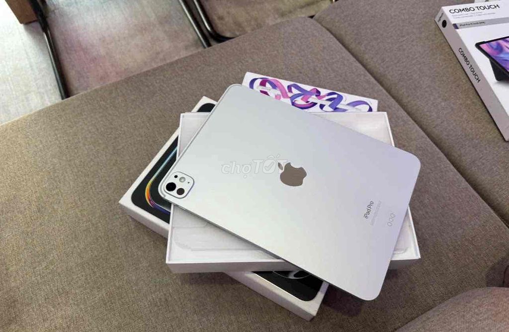 ipad pro M411inch trắng 256gb + 5g pin100 zin keng. Mua bán Máy tính bảng tại Quận 3 Tp Hồ Chí Minh được đăng bởi Nam Á Mobile hình 1
