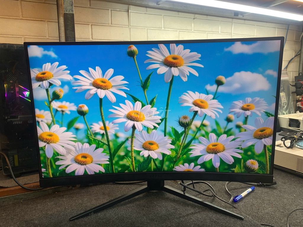 Màn hình MSI 27 inch 250Hz màn cong chuyên game . Mua bán Phụ kiện (Màn hình, Chuột...) tại Quận Phú Nhuận Tp Hồ Chí Minh được đăng bởi tiến tài 770 nguyễn kiệm p4 quận phú nhuận hình 1